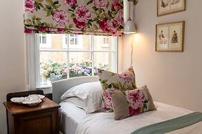 Abbey Mews