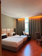 Stirling Suites