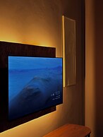 Stirling Suites