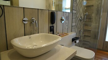DE GLANCE HOTEL