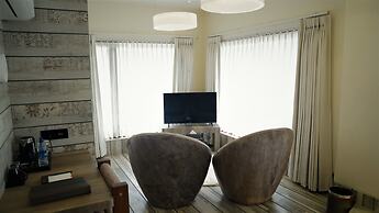 DE GLANCE HOTEL