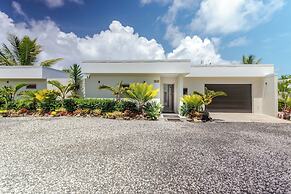 Mama Taras Luxury Villa