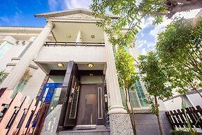 Ying Hsuan House