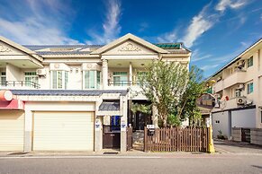 Ying Hsuan House