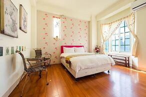 Ying Hsuan House
