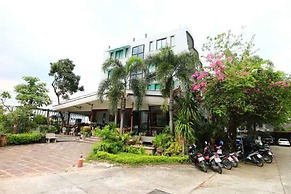 Platinum Place