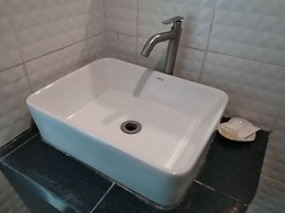 Platinum Place