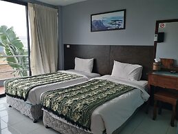 Platinum Place