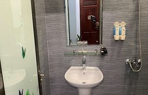 Huong Buoi Hotel