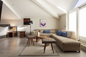 İzz Hotel Koşuyolu