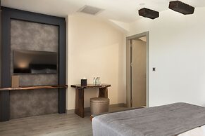 İzz Hotel Koşuyolu