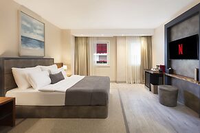 İzz Hotel Koşuyolu