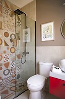 La Buena Vida Inn