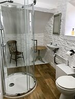 Lucy's Tearoom B&B