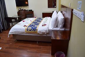 Blue Wave Guest House