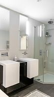 Exquisite 2400sqft 3 Bed Brick Lane Pad