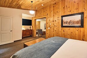 3 Pines Lodge Muskoka