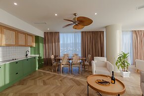 MiraMar Luxury Residences