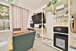 Hotel February Dongdaegu