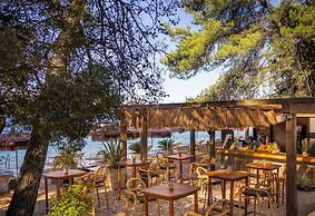 Valamar Amicor Resort