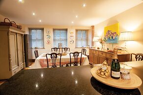 Bayview House - 4 bedroom - Llanmadoc