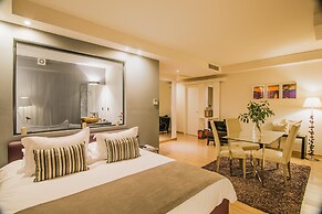 Golden Suites & Spa