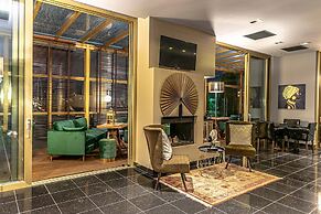 Golden Suites & Spa