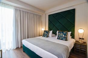 Golden Suites & Spa