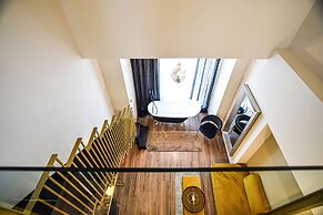 Golden Suites & Spa