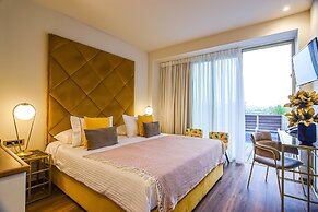 Golden Suites & Spa