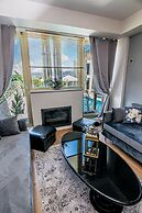 Golden Suites & Spa