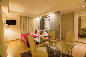 Golden Suites & Spa