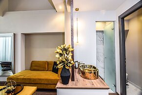 Golden Suites & Spa