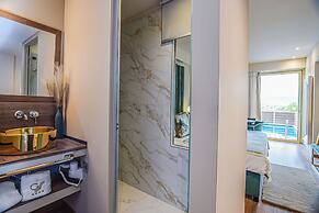 Golden Suites & Spa