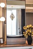 Golden Suites & Spa