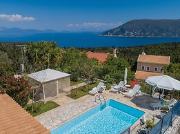 Villa Serenity Sleeps 9