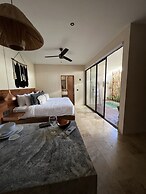 Majaro Apartments