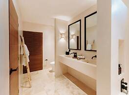Majaro Apartments