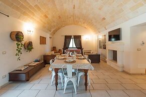 Fantastic Trulli Olea With Pool Garden
