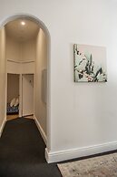 The Met Hotel