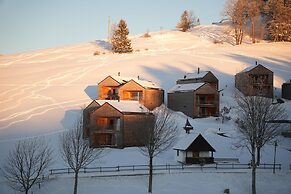 Peterhof Chalets