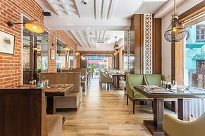 Dream International Hotel