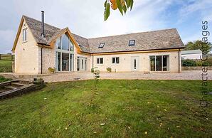 Flynn's Barn