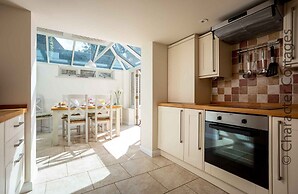 Weir Cottage