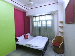Little Peepal House