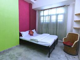 Little Peepal House