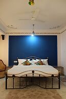Little Peepal House