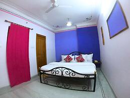 Little Peepal House
