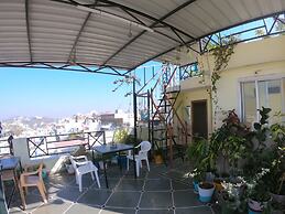 Little Peepal House