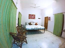 Little Peepal House